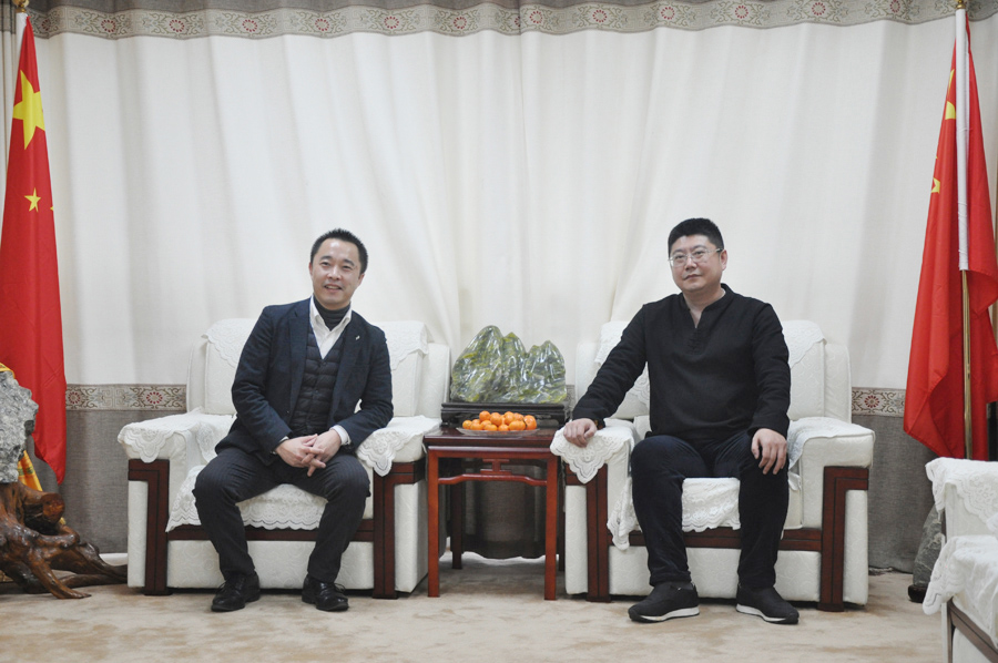 永信贵宾会217集团董事长在青与日医高层初次会晤